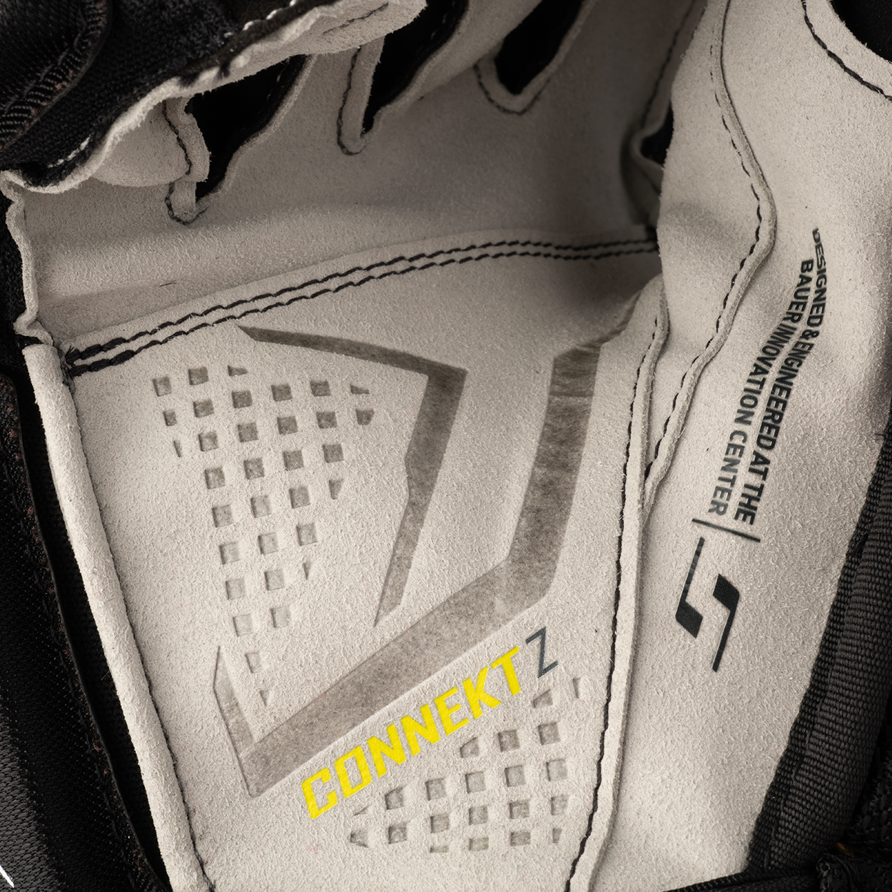 BAUER SUPREME FUSE GLOVE SENIOR