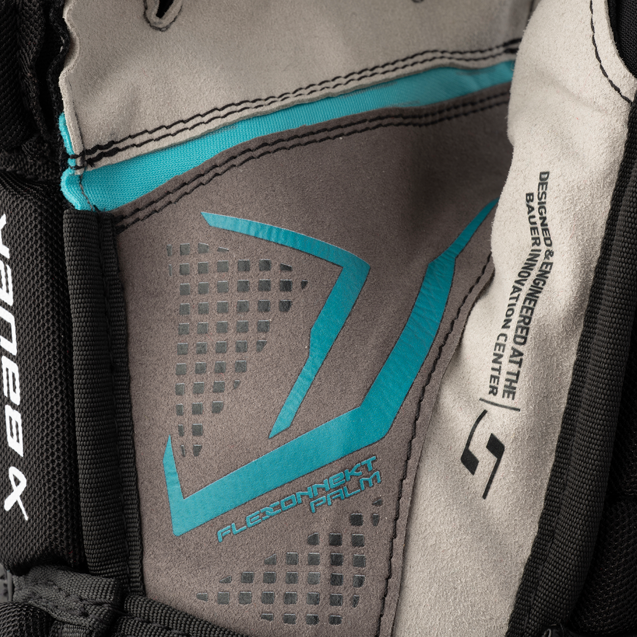 BAUER SUPREME F40 GLOVE SENIOR