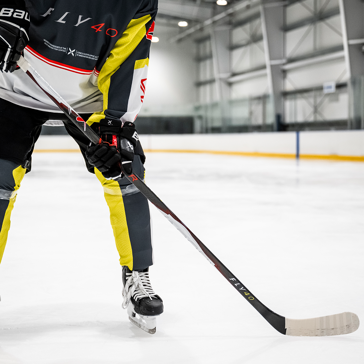 BAUER VAPOR FLY40 GRIP STICK INTERMEDIATE