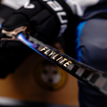 BAUER VAPOR FLYLITE GRIP STICK JUNIOR